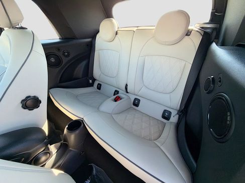 Used 2024 MINI Cooper S image 19