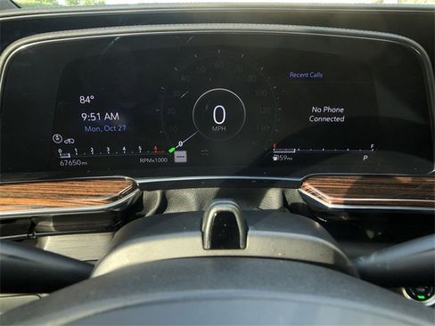 Certified 2022 Cadillac Escalade Premium Luxury w/ Performance Package image 23