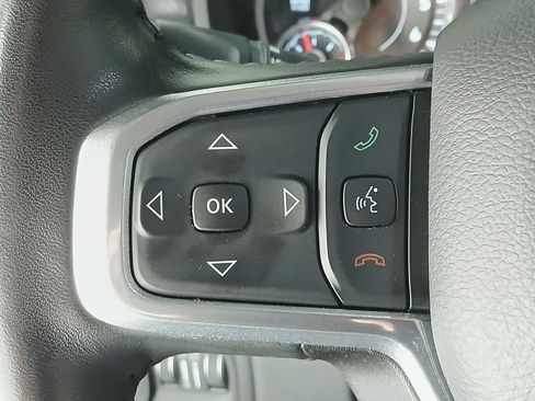 Used 2022 RAM 1500 Laramie AWD/4WD image 29
