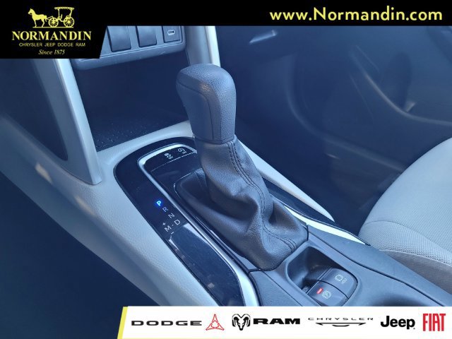 Used 2024 Toyota Corolla Cross L FWD image 12