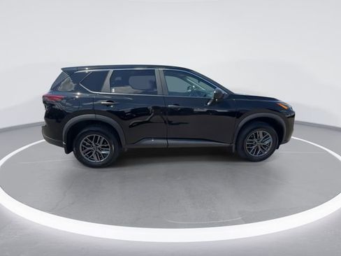 Used 2024 Nissan Rogue S FWD image 9