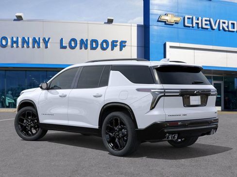 New 2026 Chevrolet Traverse RS w/ LPO, Floor Liner Package image 3