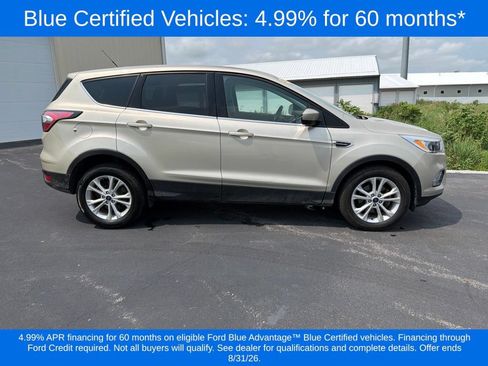 Certified 2017 Ford Escape SE FWD image 3