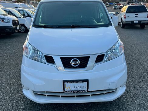 Used 2021 Nissan NV200 SV image 2