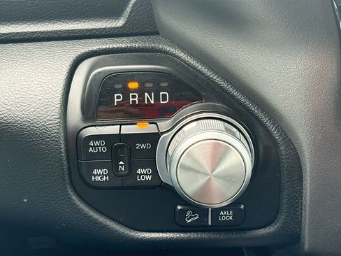 Used 2022 RAM 1500 Laramie AWD/4WD image 17