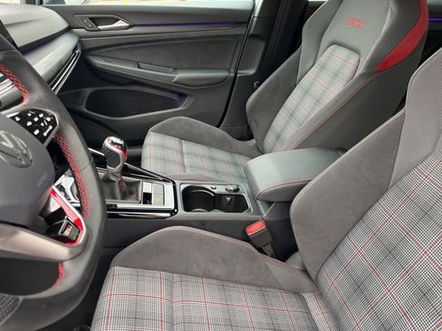 Used 2024 Volkswagen GTI SE image 9
