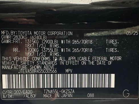 Used 2025 Toyota 4Runner TRD Off-Road Premium AWD/4WD image 11