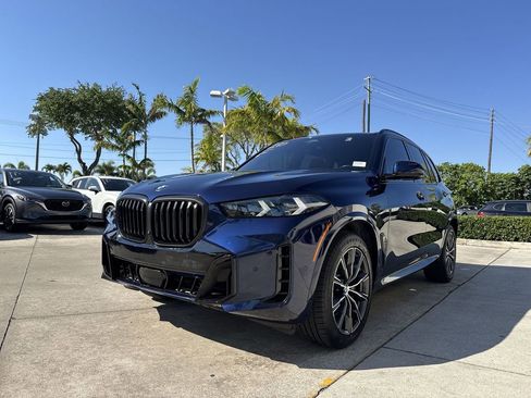 Used 2024 BMW X5 xDrive40i w/ M Sport Package AWD/4WD image 31