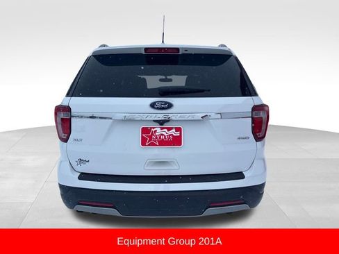 Used 2019 Ford Explorer XLT w/ Equipment Group 201A image 6