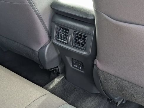 Used 2025 Toyota RAV4 XLE w/ Convenience Package FWD image 32