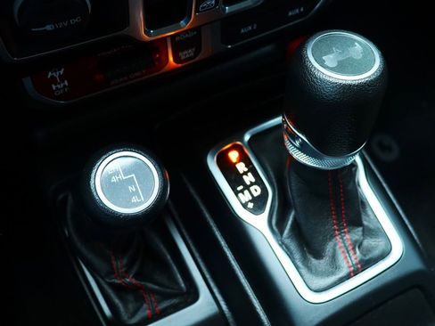 Used 2021 Jeep Wrangler Unlimited Rubicon image 58