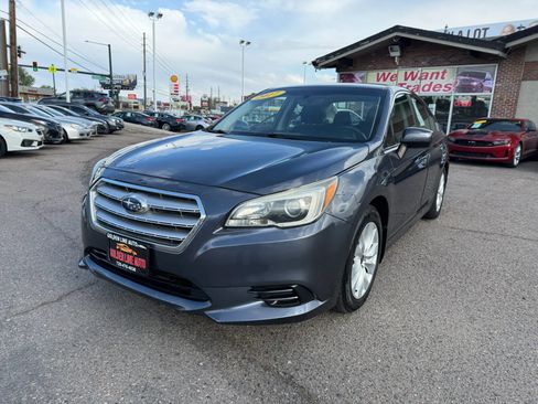 Used 2017 Subaru Legacy 2.5i Premium AWD/4WD image 4