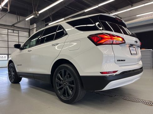 Used 2023 Chevrolet Equinox RS image 5