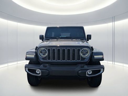 New 2026 Jeep Wrangler Unlimited Sahara AWD/4WD image 9