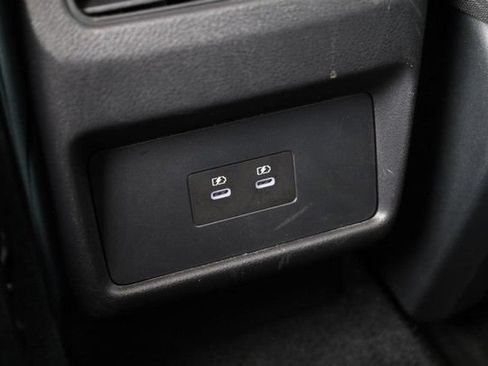 Certified 2025 Nissan Rogue SV FWD image 21