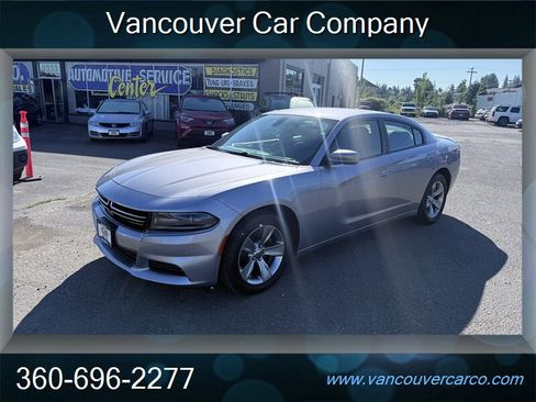 Used 2015 Dodge Charger SE w/ Sport Appearance Group RWD image 3
