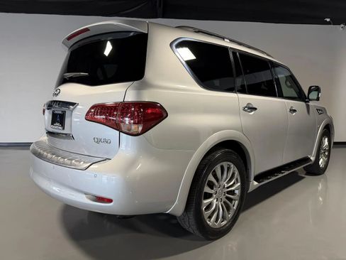 Used 2015 INFINITI QX80 2WD w/ Deluxe Technology Package image 4