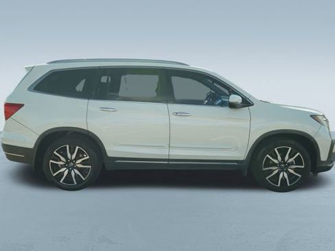 Used 2019 Honda Pilot Touring image 9