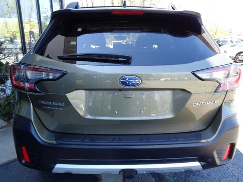 Used 2021 Subaru Outback Limited AWD/4WD image 5