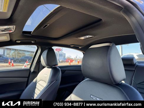 Used 2024 Kia Forte GT-Line w/ GT-Line Premium Package image 15