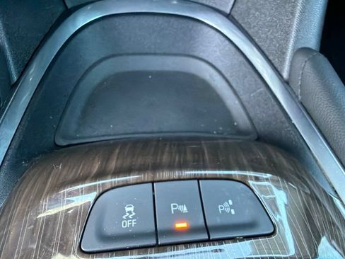Used 2020 Chevrolet Malibu Premier FWD image 33