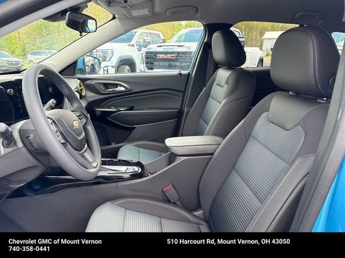 New 2026 Chevrolet Trax LT FWD image 10