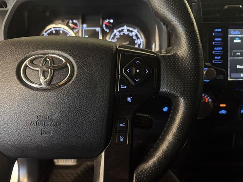 Used 2023 Toyota 4Runner TRD Off-Road Premium AWD/4WD image 18