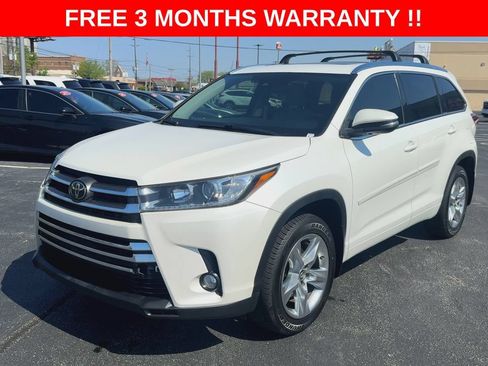 Used 2017 Toyota Highlander Limited w/ Carpet Mat Package AWD/4WD image 5