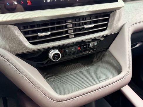 New 2026 Ford Explorer Platinum image 44