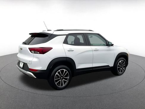 Used 2025 Chevrolet TrailBlazer LT image 14