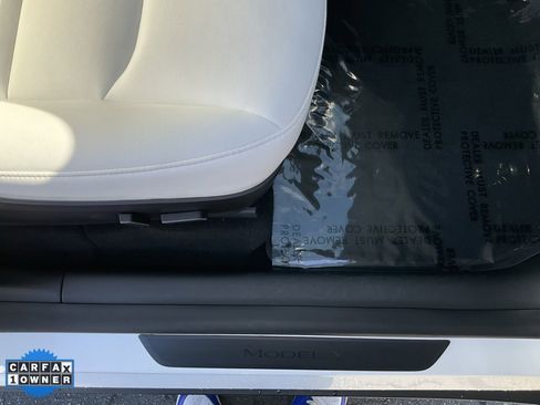 Used 2021 Tesla Model Y Long Range image 52