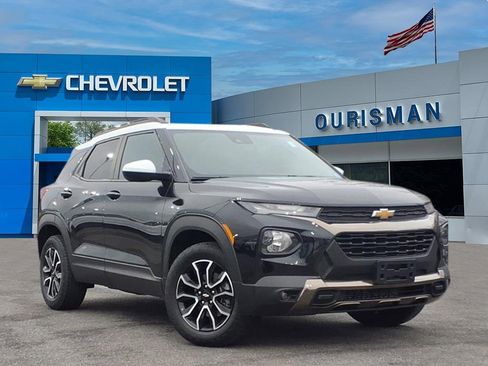 Used 2023 Chevrolet TrailBlazer ACTIV w/ Convenience Package image 1