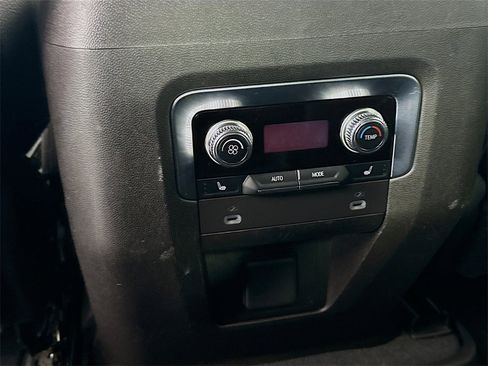 Used 2021 GMC Yukon Denali image 26