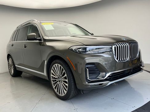 Used 2022 BMW X7 xDrive40i w/ Executive Package AWD/4WD image 2