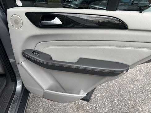 Used 2015 Mercedes-Benz ML 350 2WD image 16