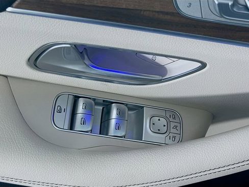 New 2026 Mercedes-Benz GLS 450 4MATIC image 18