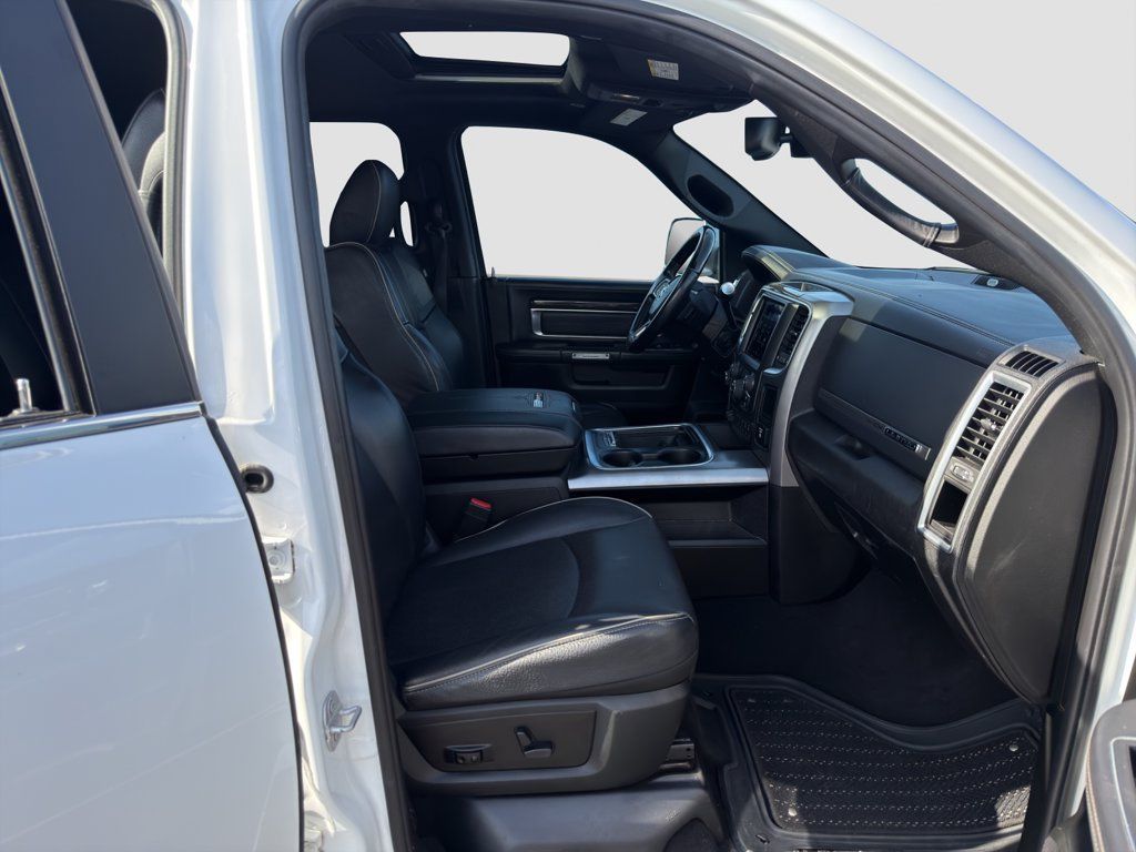 Used 2018 RAM 3500 Laramie Longhorn AWD/4WD image 26