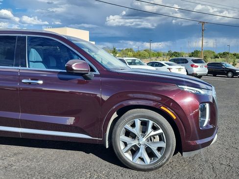 Used 2022 Hyundai Palisade Limited FWD image 4