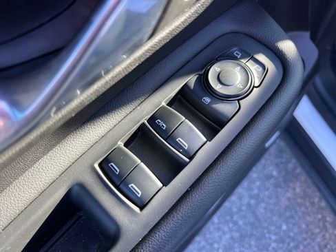 Used 2024 GMC Terrain AT4 w/ Infotainment Package II image 12