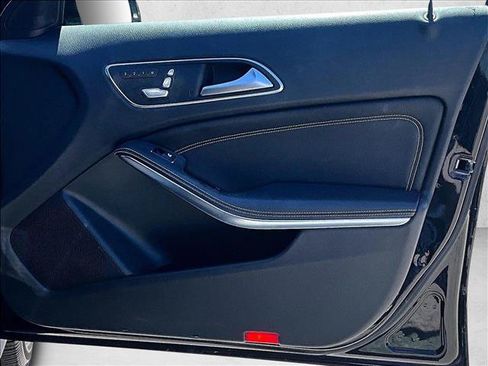 Used 2019 Mercedes-Benz GLA 250 image 19