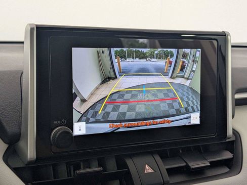 Certified 2025 Toyota RAV4 XLE w/ Convenience Package AWD/4WD image 23