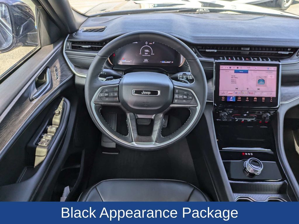 Used 2024 Jeep Grand Cherokee L Limited w/ Black Appearance Package RWD image 19