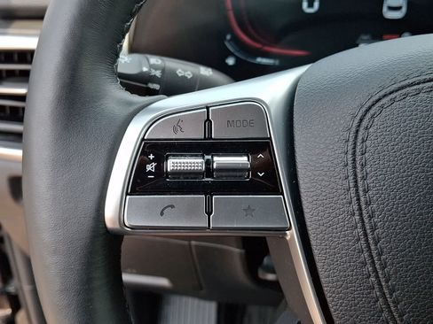 Used 2024 Kia Telluride EX X-Line AWD/4WD image 25