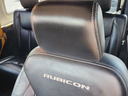 Used 2014 Jeep Wrangler Unlimited Rubicon AWD/4WD image 18