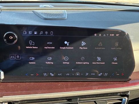 New 2026 Chevrolet Traverse RS image 25