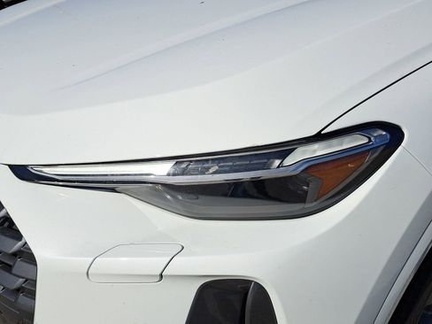 Used 2025 Audi Q5 Premium Plus w/ Premium Plus image 8