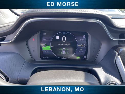 Certified 2023 Chevrolet Bolt EUV Premier w/ Sun & Sound Package FWD image 12