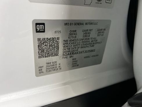 Certified 2026 Buick Enclave Preferred w/ LPO, Floor Liner Package image 34