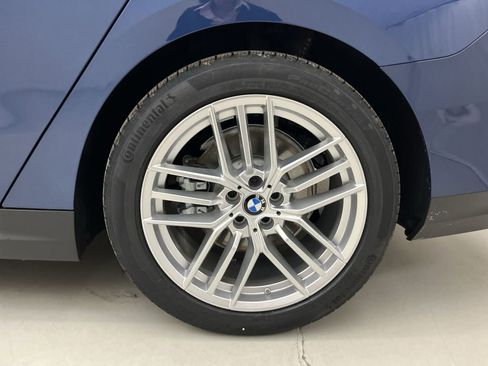 New 2024 BMW 530i xDrive w/ Convenience Package AWD/4WD image 11