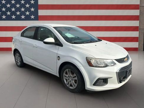 Used 2017 Chevrolet Sonic LS image 7